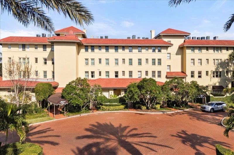 1602 Alabama Drive Unit 403 in Winter Park